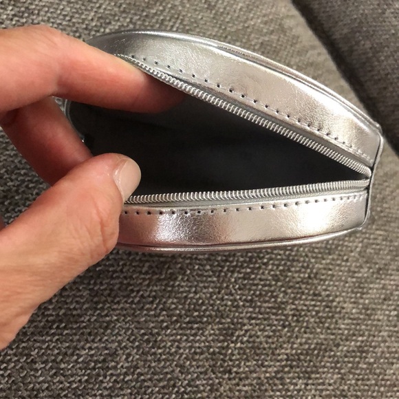 Dior Silver Round Small Pouch Vanity Authentic - Picture 7 of 13